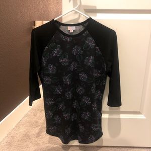 LulaRoe Randy tee
